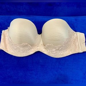 Victoria Secret nude strapless bra 34C
